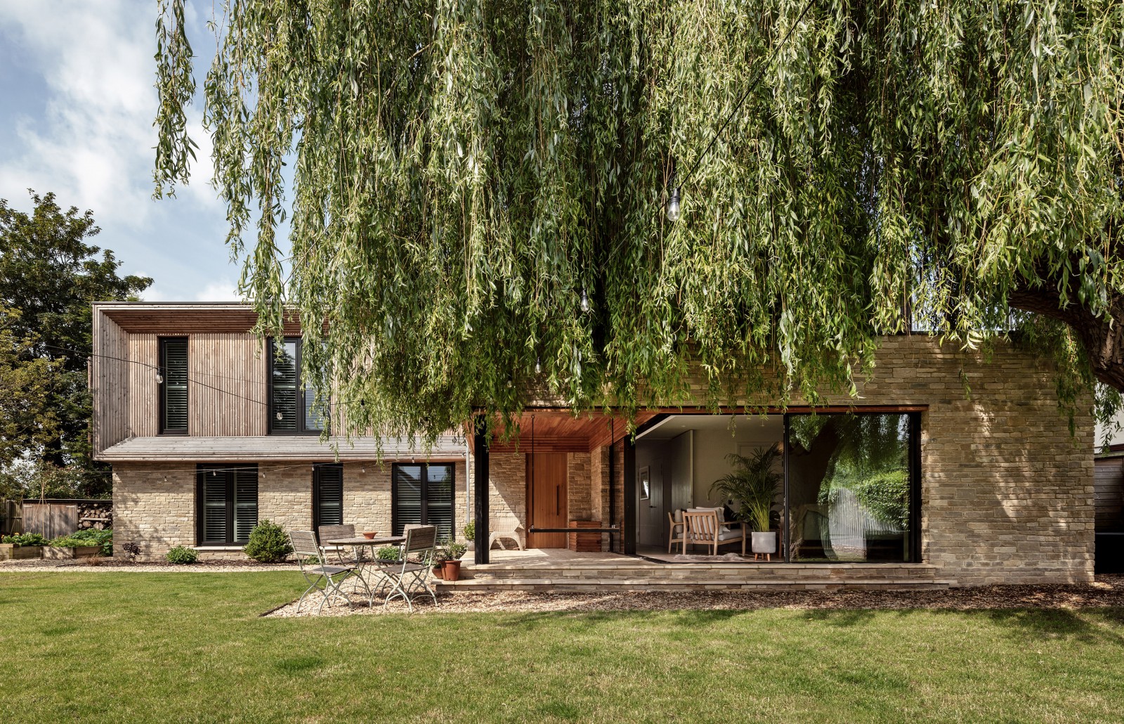 North Oxfordshire Inverted House - Anderson Orr Architects Ltd.